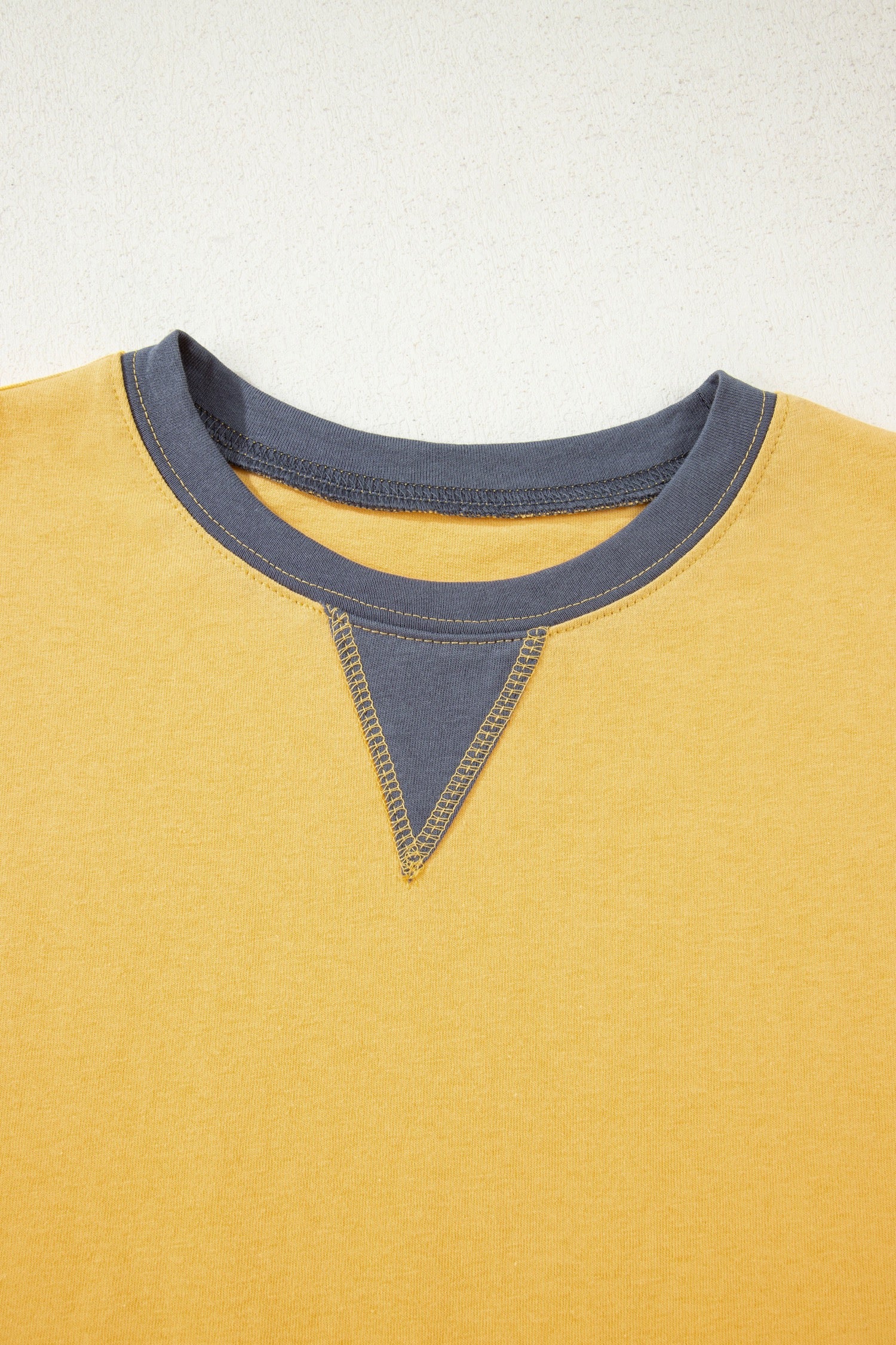 Banana cream raw hemline tee