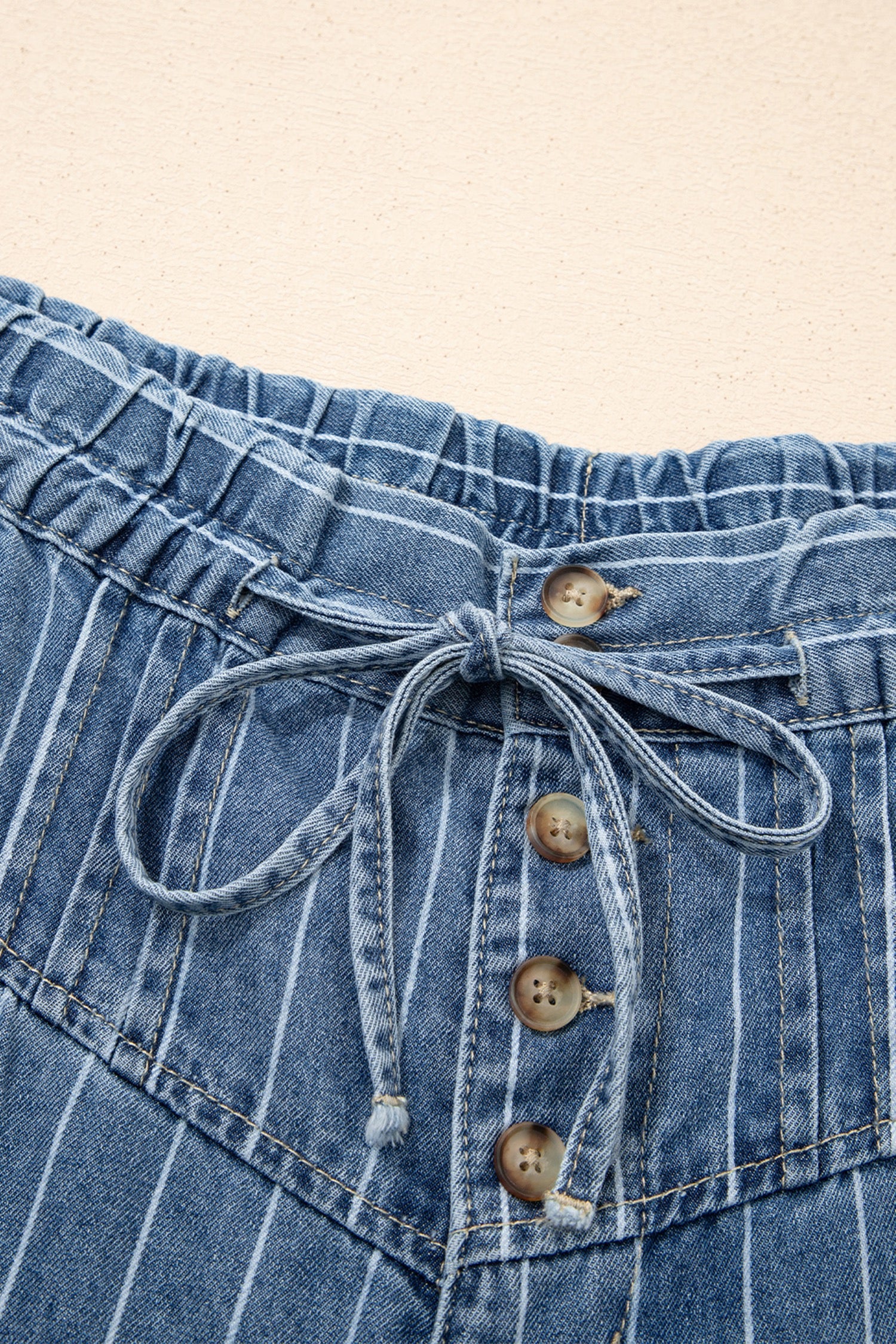 Pleated drawstring wide leg jeans