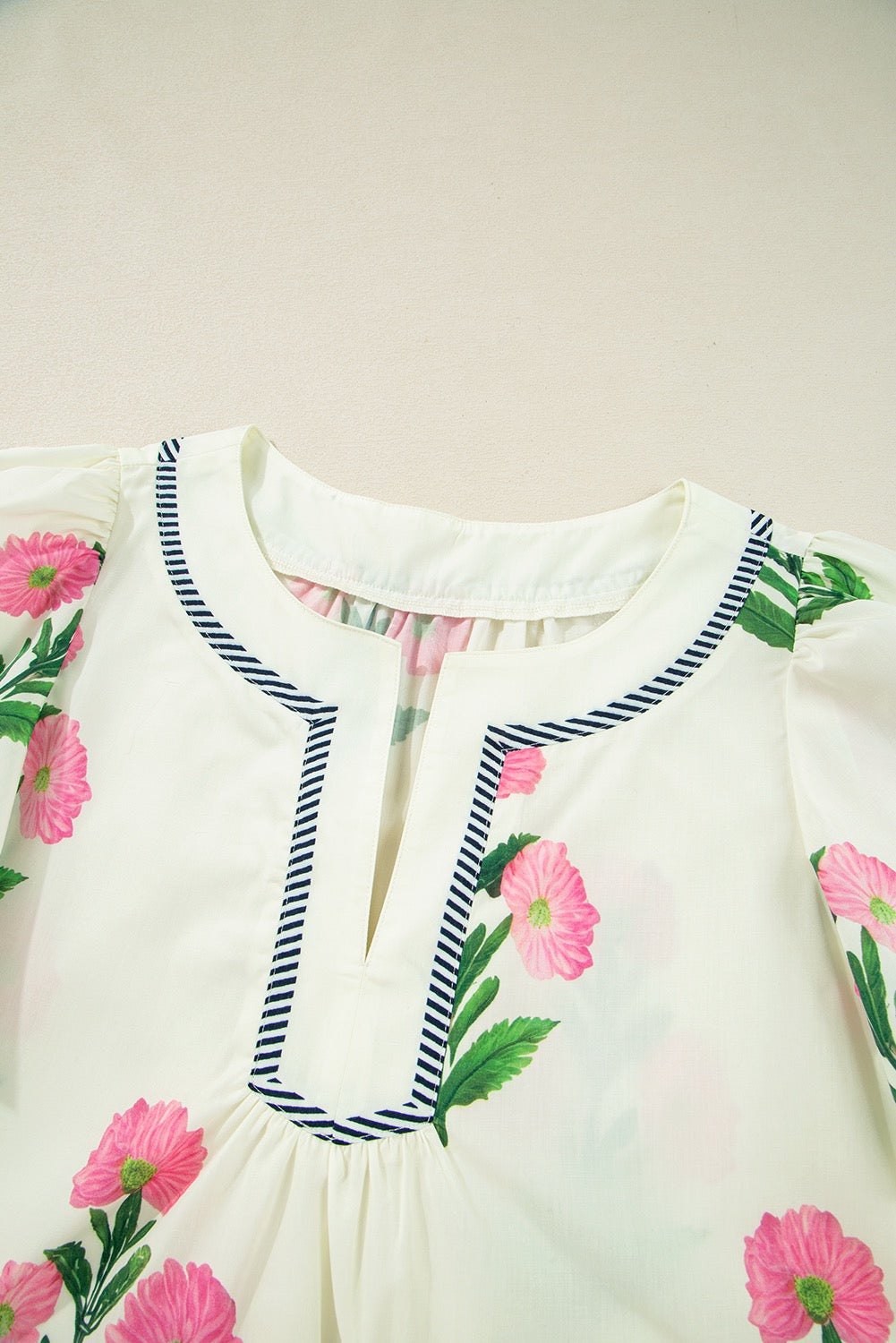 Floral split neck mini dress